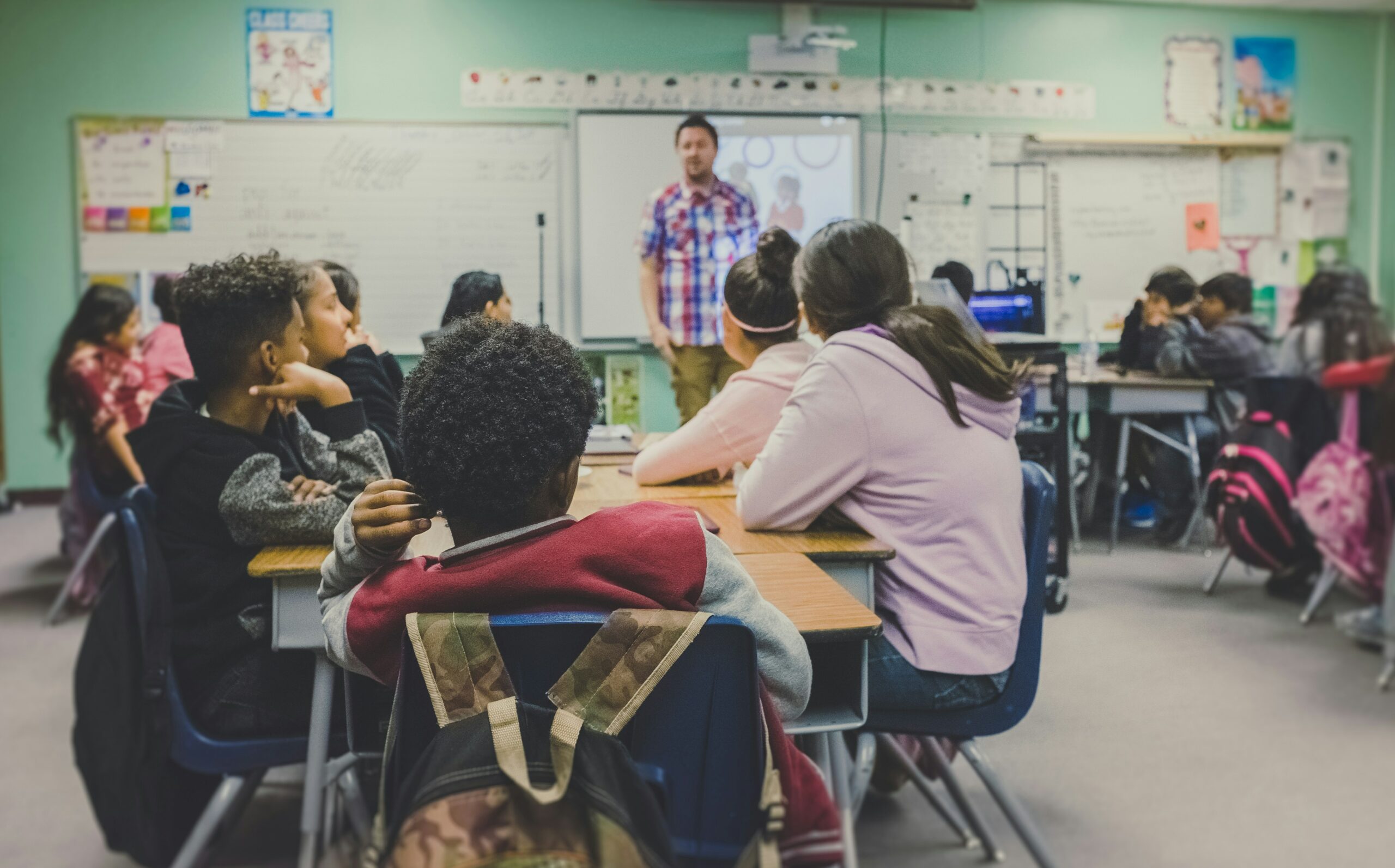 Participe au prix de l’Enseignement et de l’Education permanente 2025